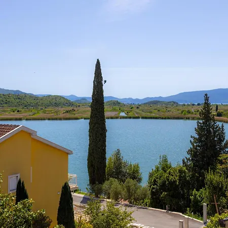 Skalin - Modern Comfort With A Local Touch *