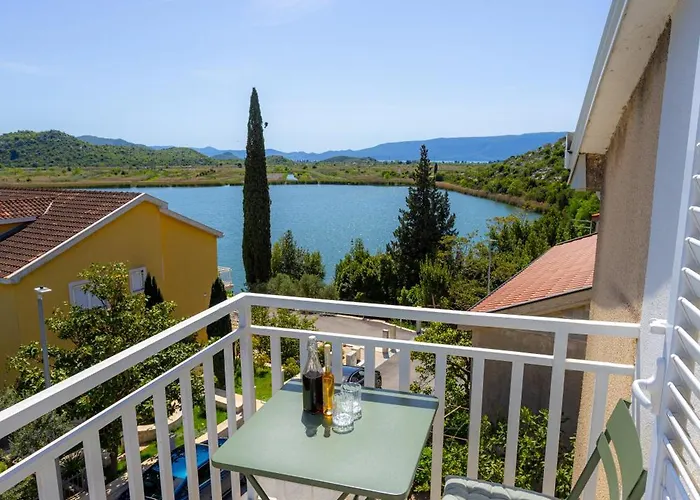 Skalin - Modern Comfort With A Local Touch Appartamento *